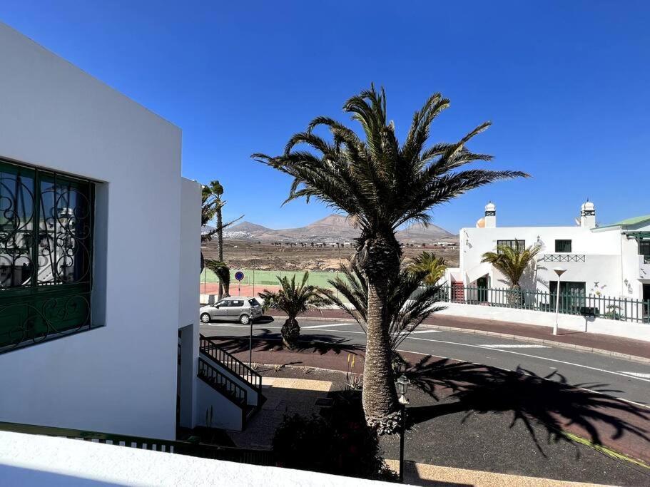 Casa Breen - Spacious 1 Bedroom Apartment In Matagorda With Communal Pool Tías Екстериор снимка