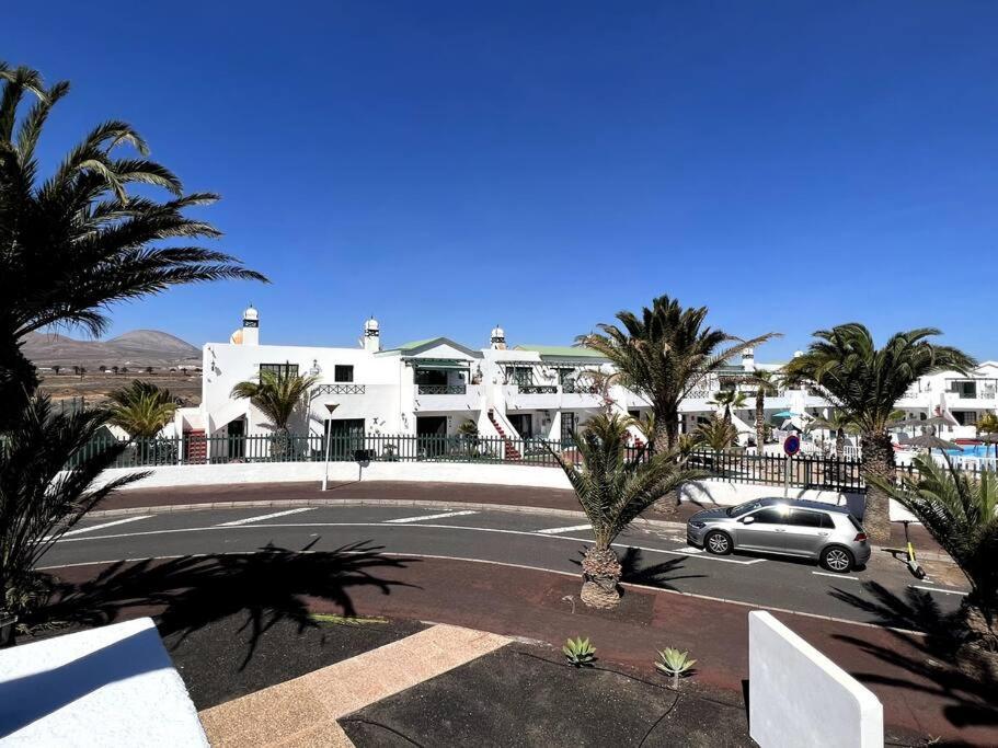 Casa Breen - Spacious 1 Bedroom Apartment In Matagorda With Communal Pool Tías Екстериор снимка