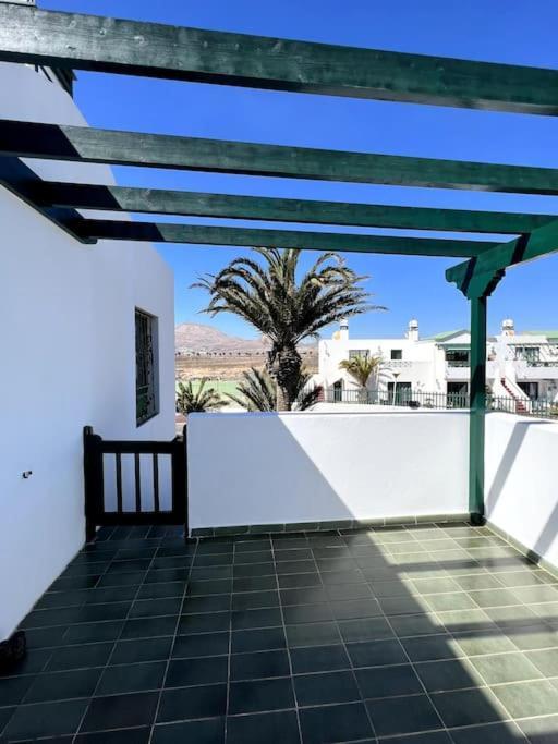 Casa Breen - Spacious 1 Bedroom Apartment In Matagorda With Communal Pool Tías Екстериор снимка